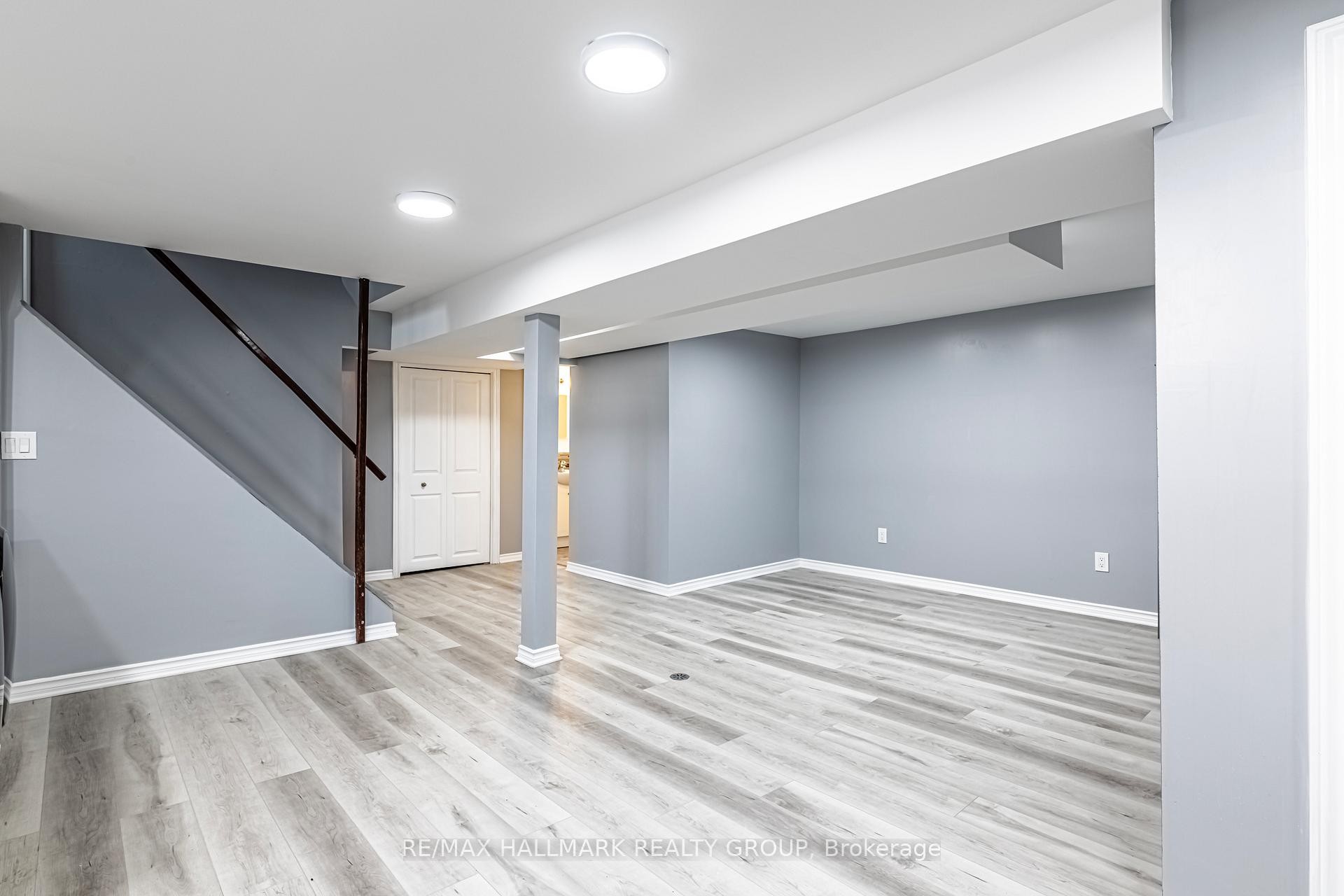 Photo 36 of 799 Trojan Avenue, Ottawa, Castle Heights/Rideau High — HOMEH