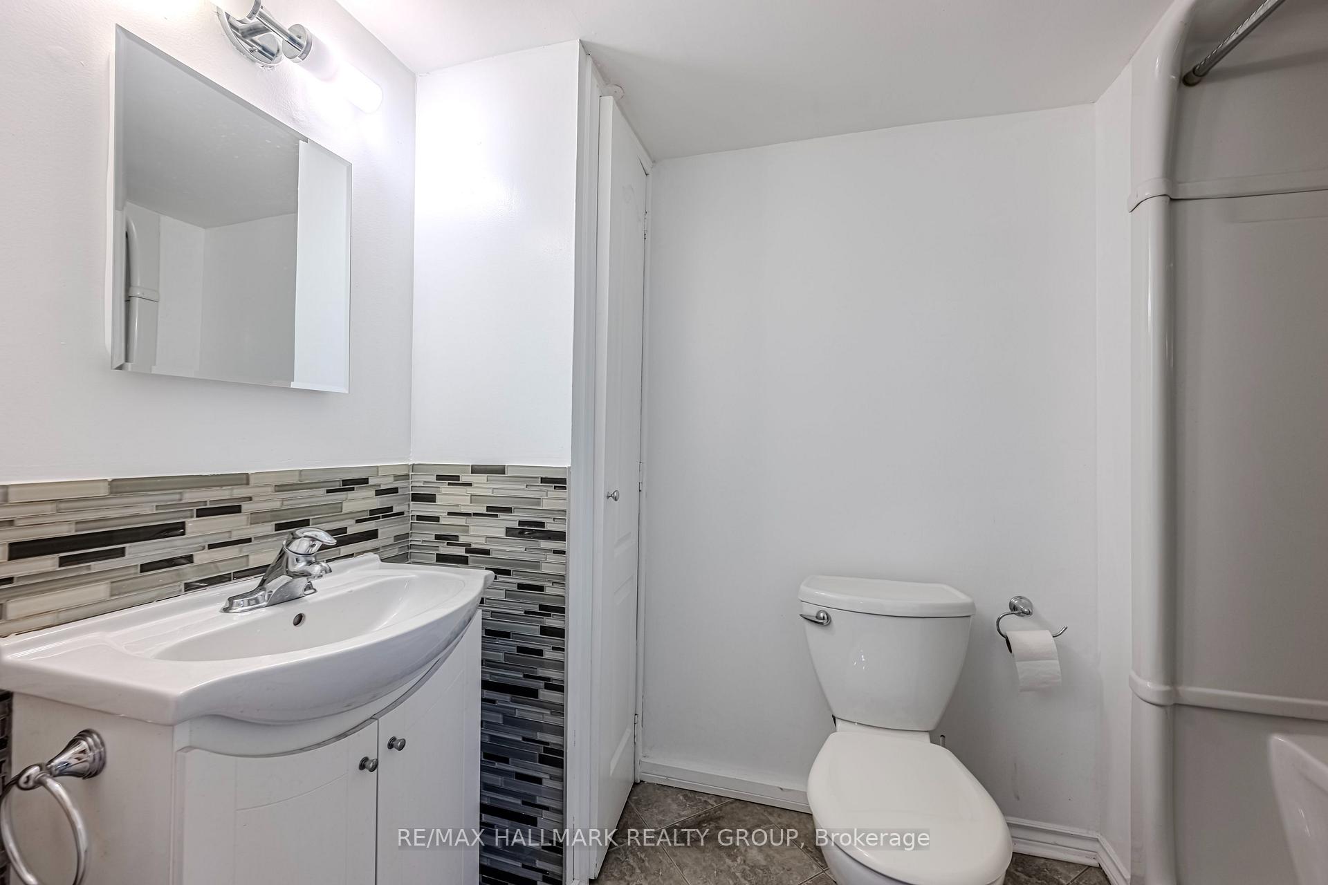 Photo 40 of 799 Trojan Avenue, Ottawa, Castle Heights/Rideau High — HOMEH