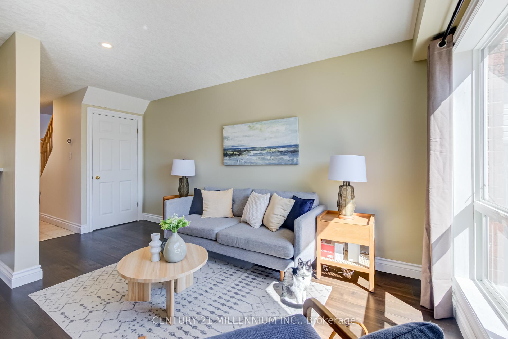 Photo 8 of 127 Biscayne Crescent, Orangeville — HOMEH