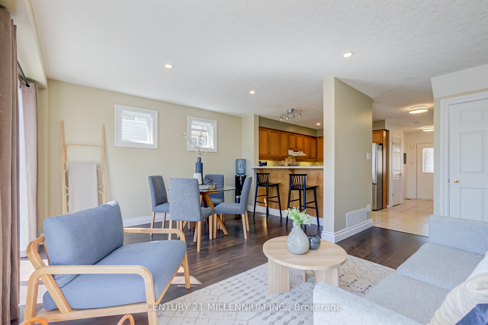 Photo 5 of 127 Biscayne Crescent, Orangeville — HOMEH