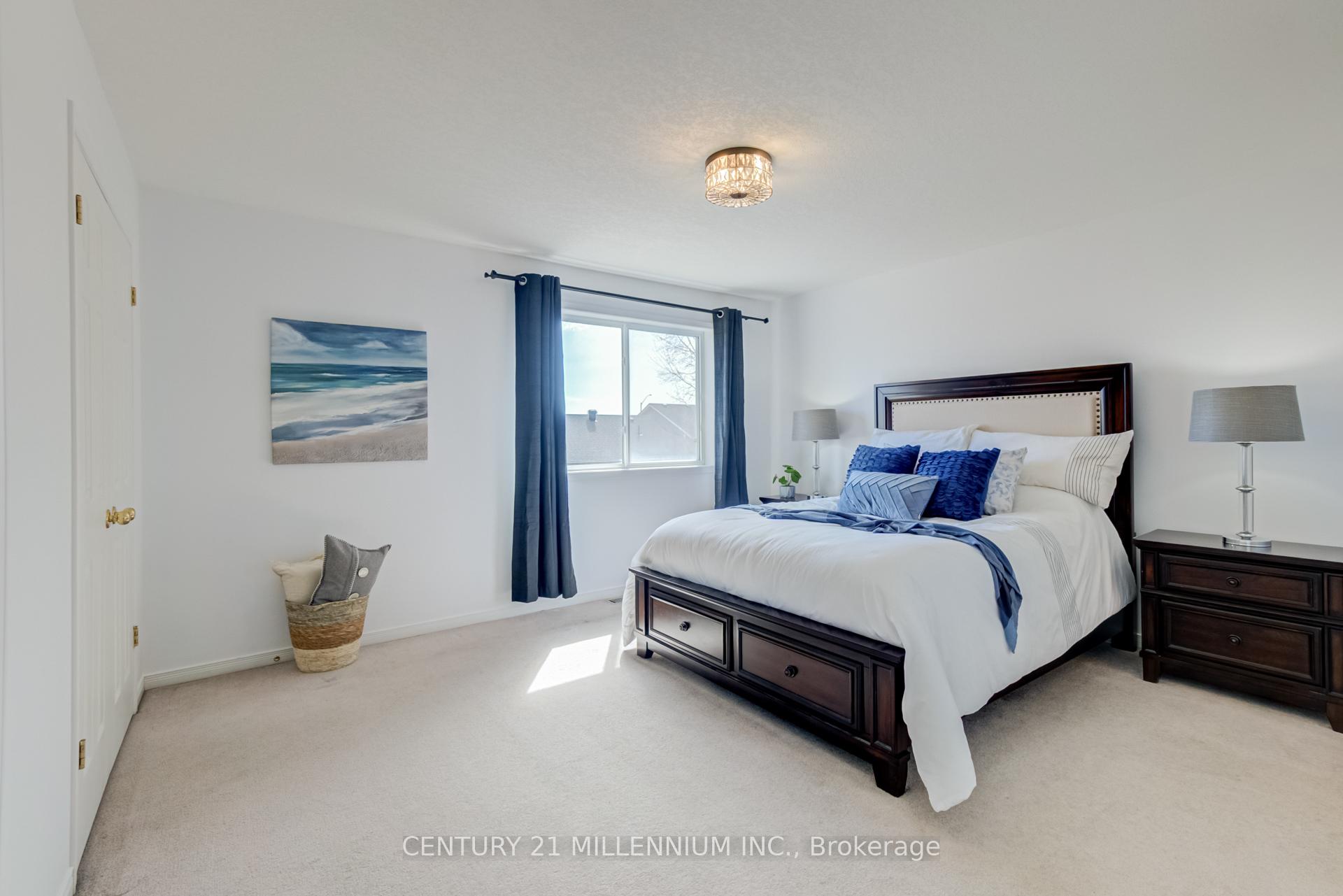 Photo 10 of 127 Biscayne Crescent, Orangeville — HOMEH