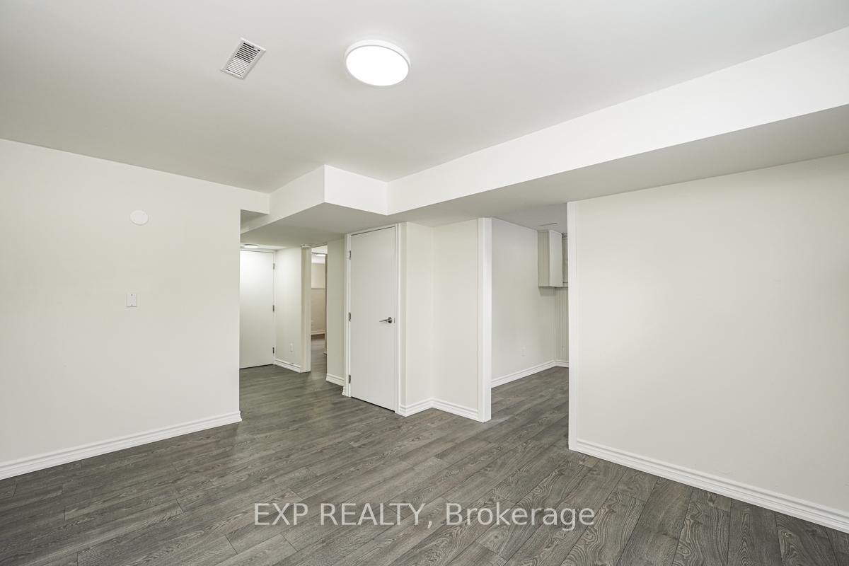 Photo 5 of Unit Lower Level, 209 Westmount Drive S, Orillia — HOMEH