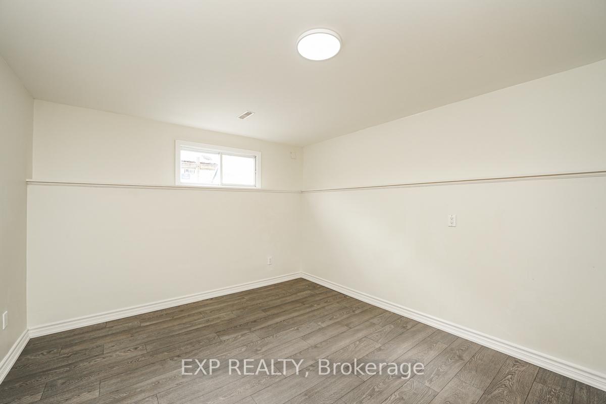 Photo 8 of Unit Lower Level, 209 Westmount Drive S, Orillia — HOMEH