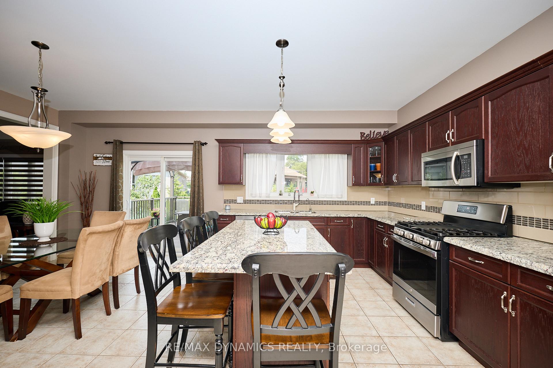 Photo 8 of 6831 St Michael Avenue, Niagara Falls, Forestview — HOMEH
