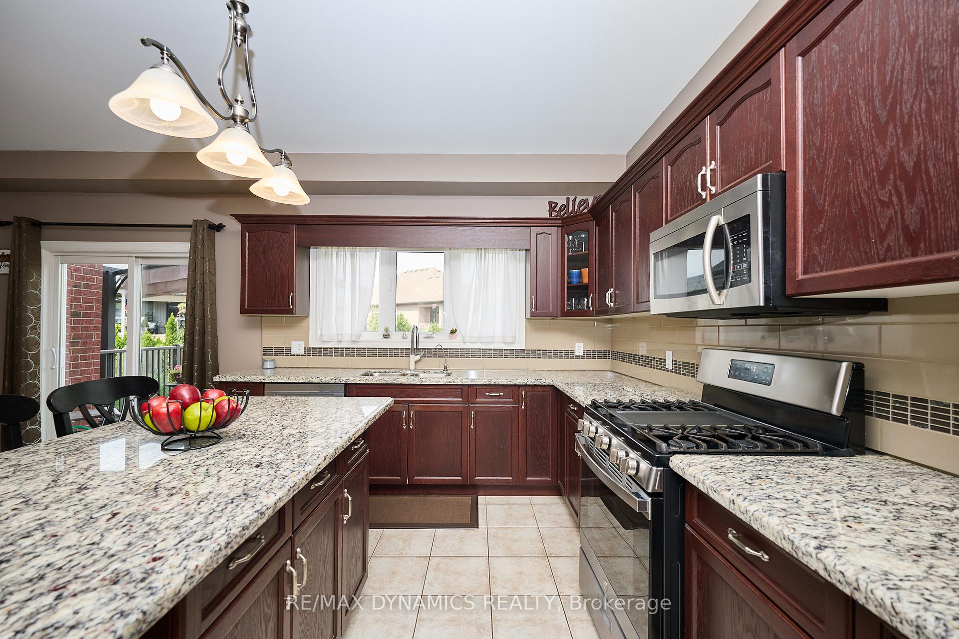 Photo 9 of 6831 St Michael Avenue, Niagara Falls, Forestview — HOMEH