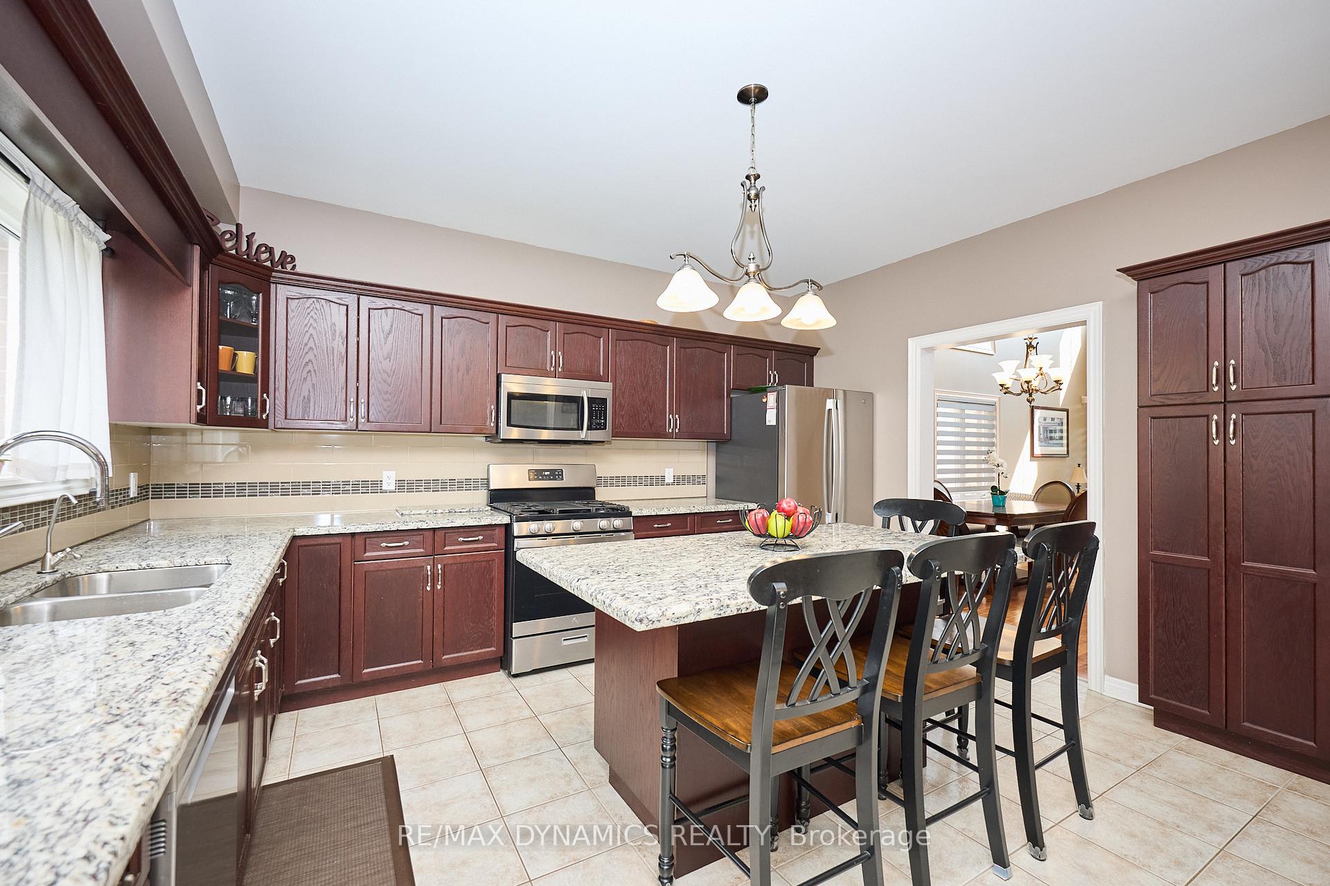 Photo 11 of 6831 St Michael Avenue, Niagara Falls, Forestview — HOMEH