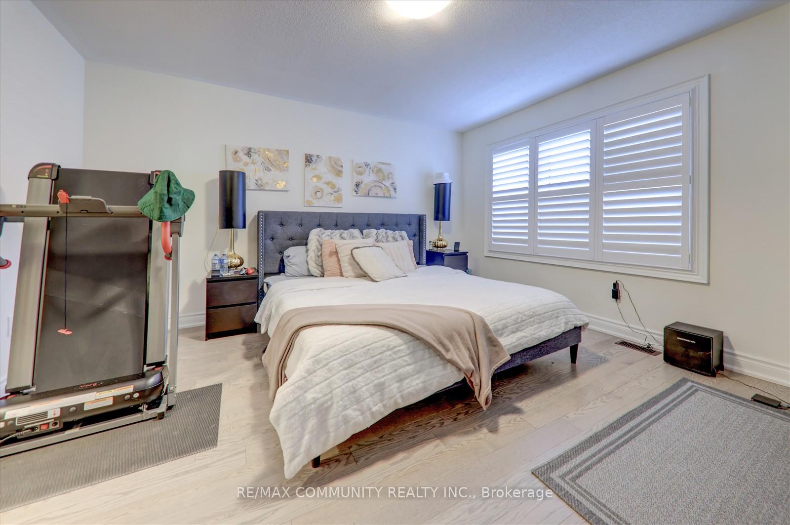 Photo 12 of 12 Finley Way, Markham, Cedarwood — HOMEH