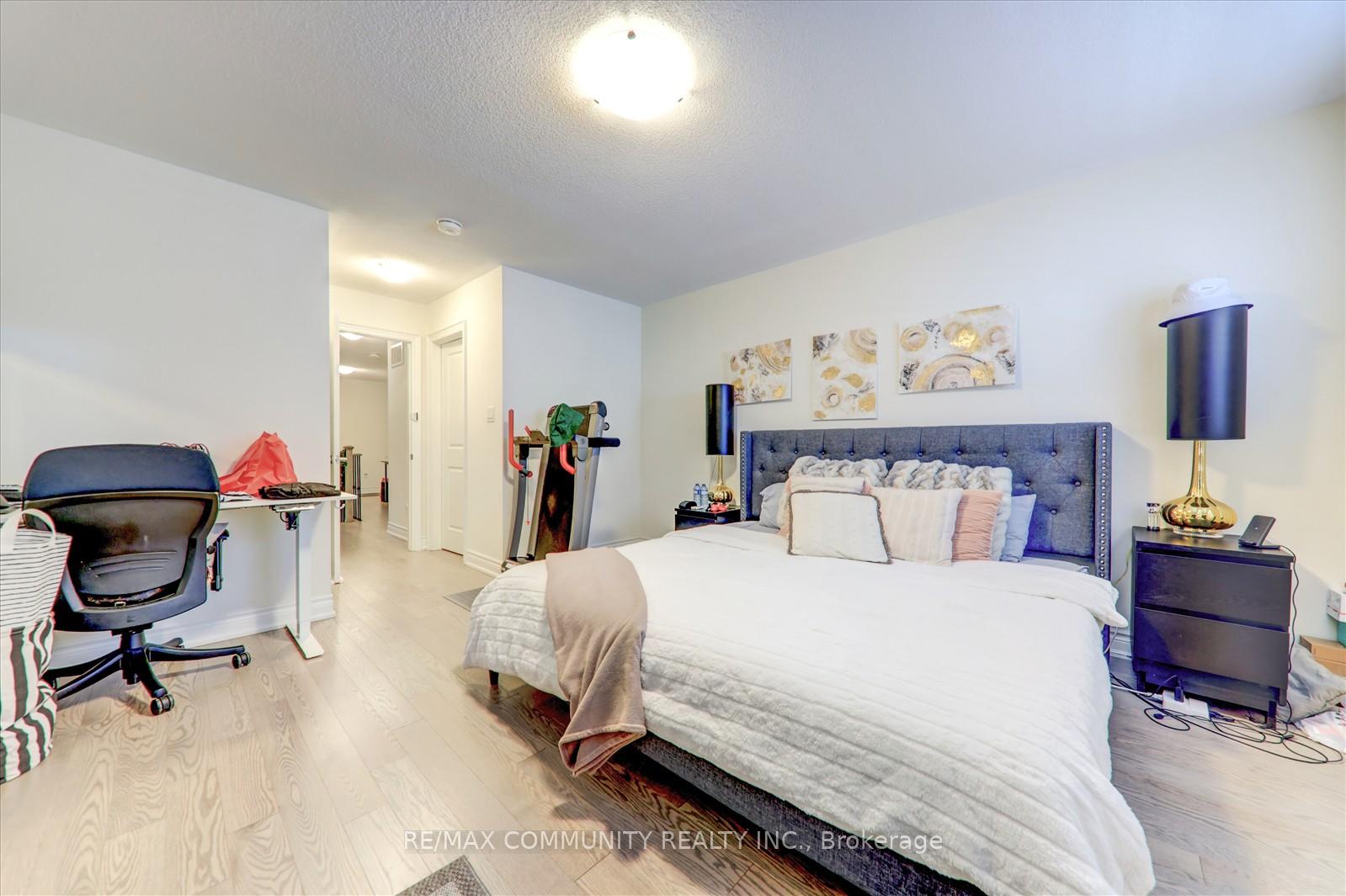 Photo 13 of 12 Finley Way, Markham, Cedarwood — HOMEH