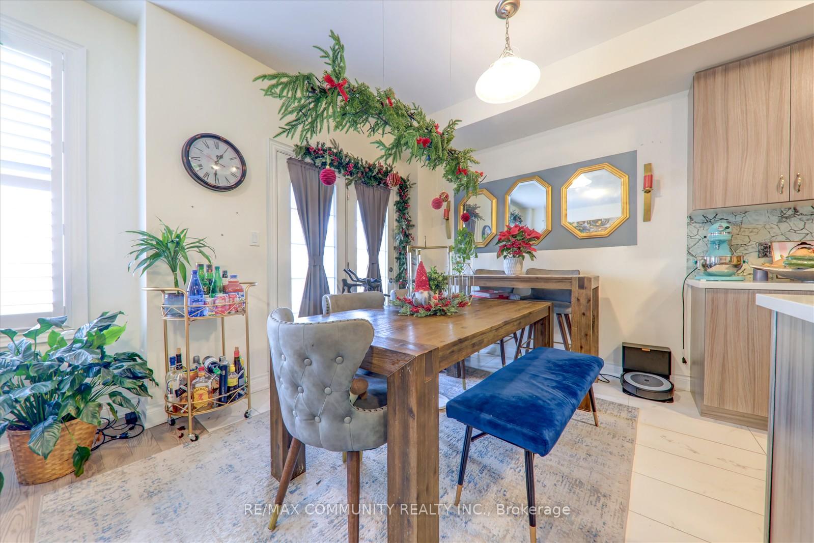 Photo 22 of 12 Finley Way, Markham, Cedarwood — HOMEH