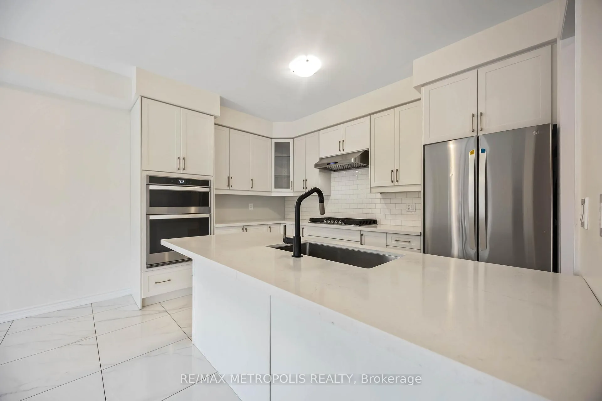 Photo 11 of Unit Main, 219 Doug Finney Street, Oshawa, Eastdale — HOMEH