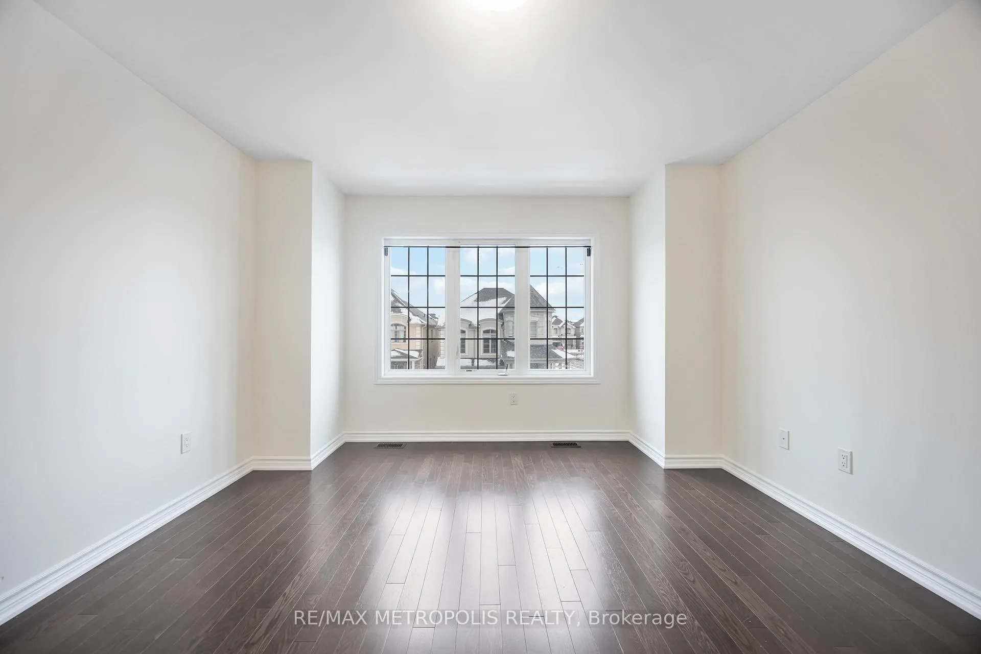 Photo 24 of Unit Main, 219 Doug Finney Street, Oshawa, Eastdale — HOMEH