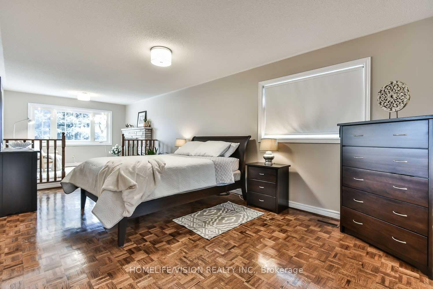 Photo 17 of 16 Schooner Court, Markham, Cachet — HOMEH