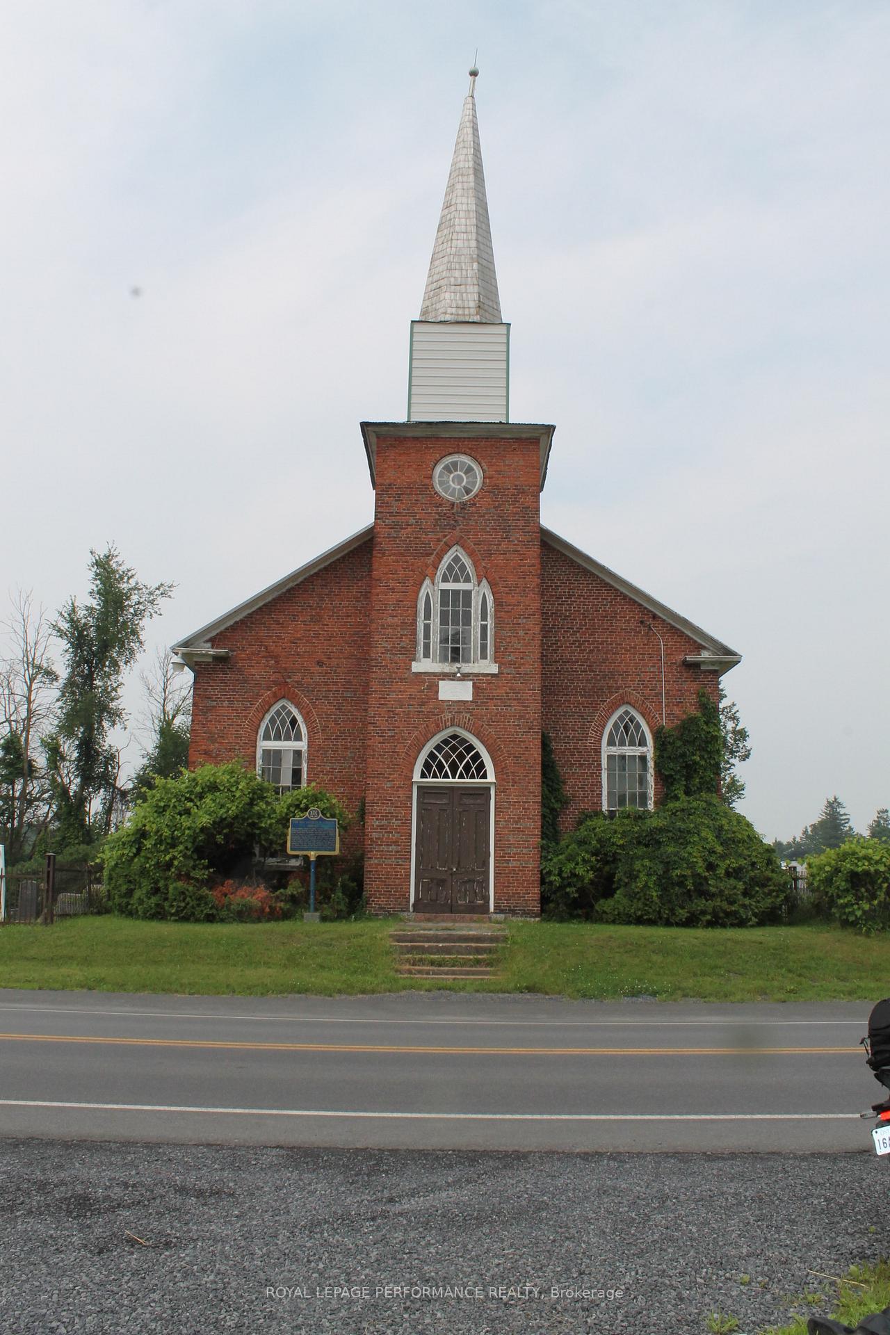 Photo 2 of 1996 County Rd 20, North Glengarry, North Glengarry (Kenyon) Twp — HOMEH
