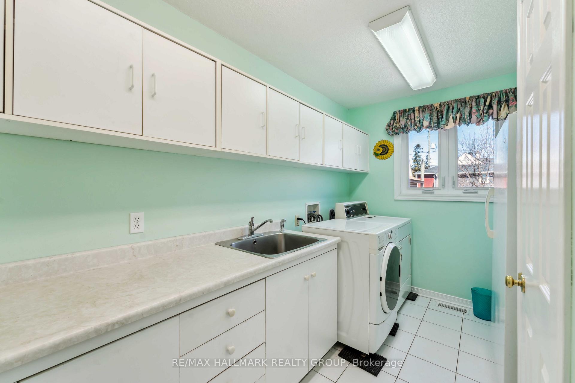 Photo 10 of 495 Newman Avenue, Ottawa, Overbrook/Castle Heights — HOMEH