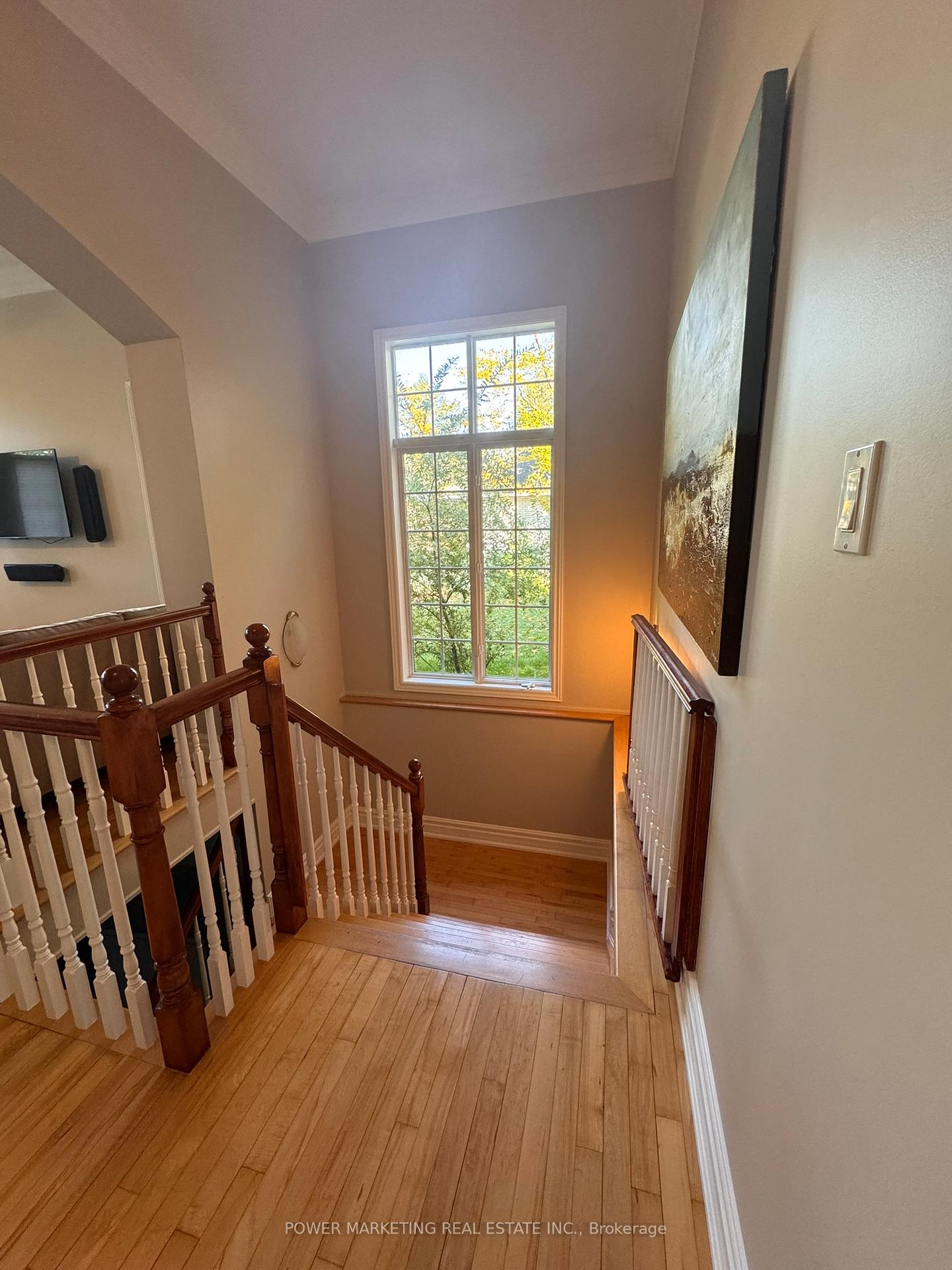 Photo 9 of 1241 Villeroy Crescent, Ottawa, Navan — HOMEH
