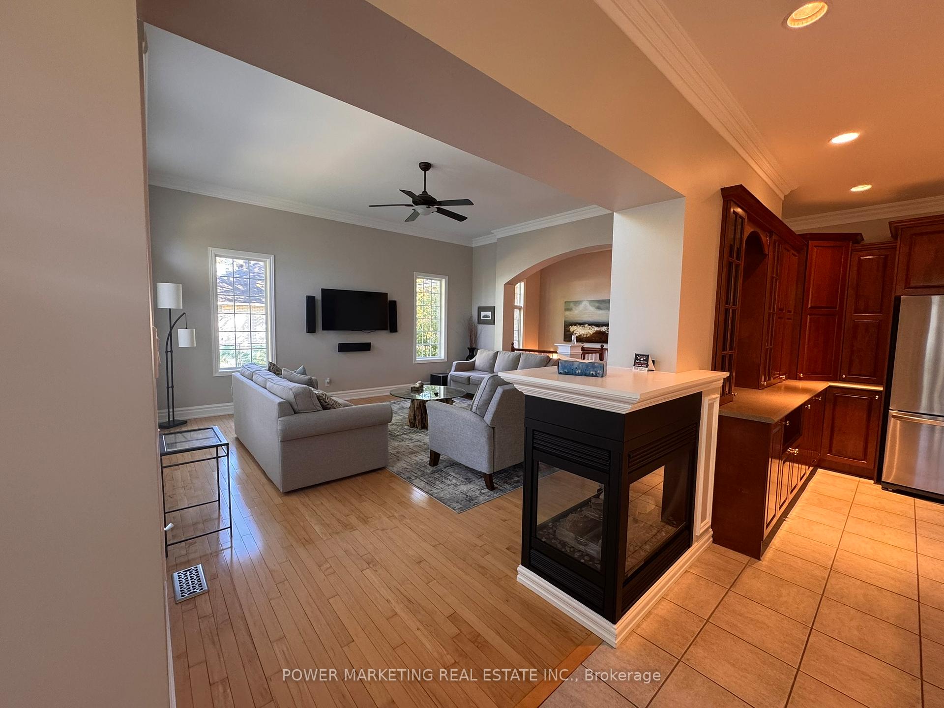 Photo 17 of 1241 Villeroy Crescent, Ottawa, Navan — HOMEH