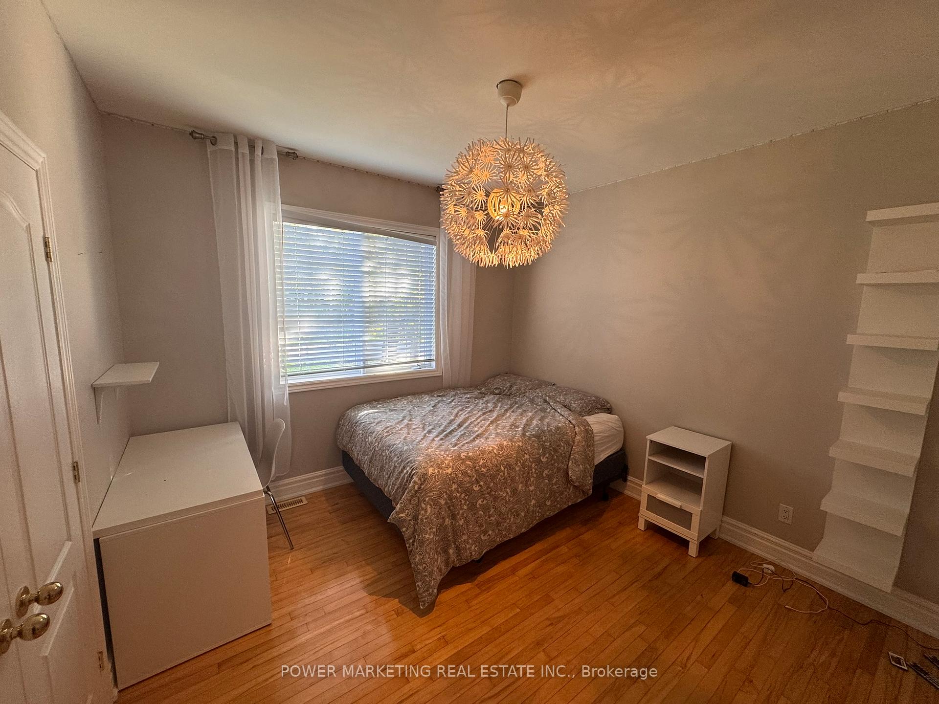 Photo 26 of 1241 Villeroy Crescent, Ottawa, Navan — HOMEH