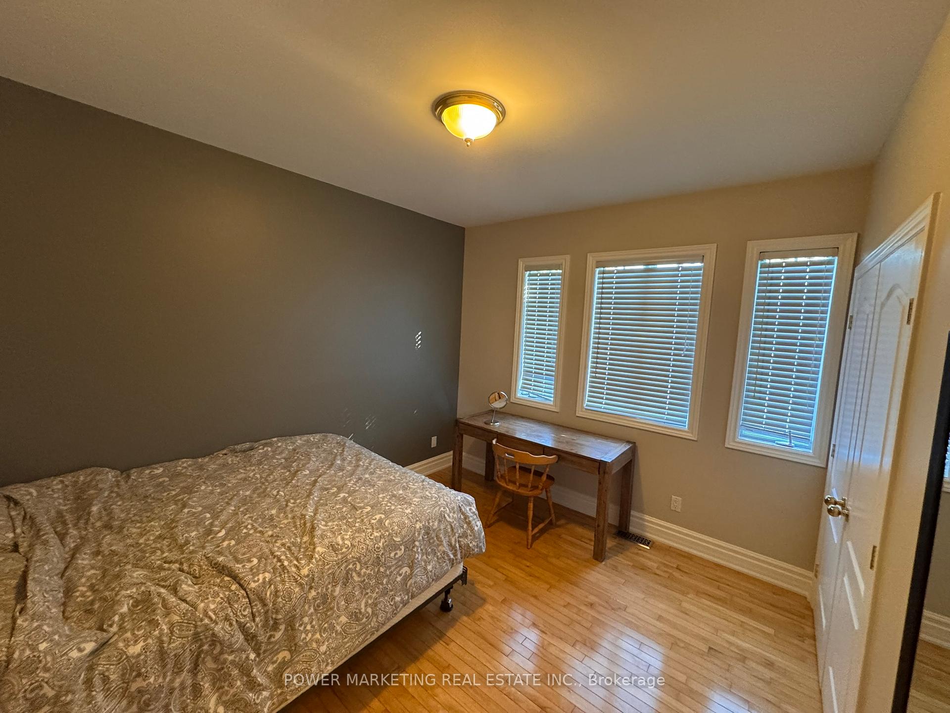 Photo 27 of 1241 Villeroy Crescent, Ottawa, Navan — HOMEH