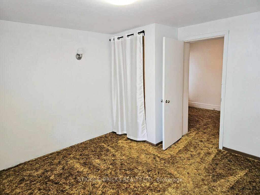 Photo 12 of 5260 Stuart Avenue, Niagara Falls, Cherrywood — HOMEH