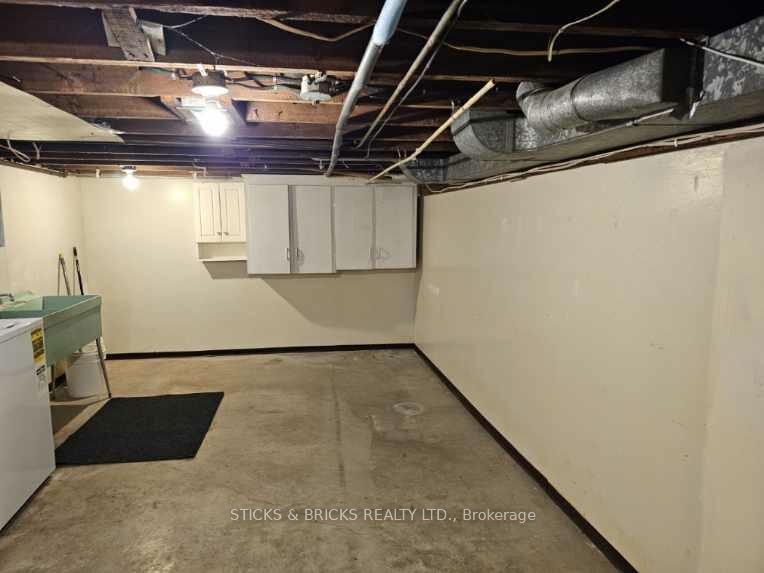 Photo 18 of 5260 Stuart Avenue, Niagara Falls, Cherrywood — HOMEH