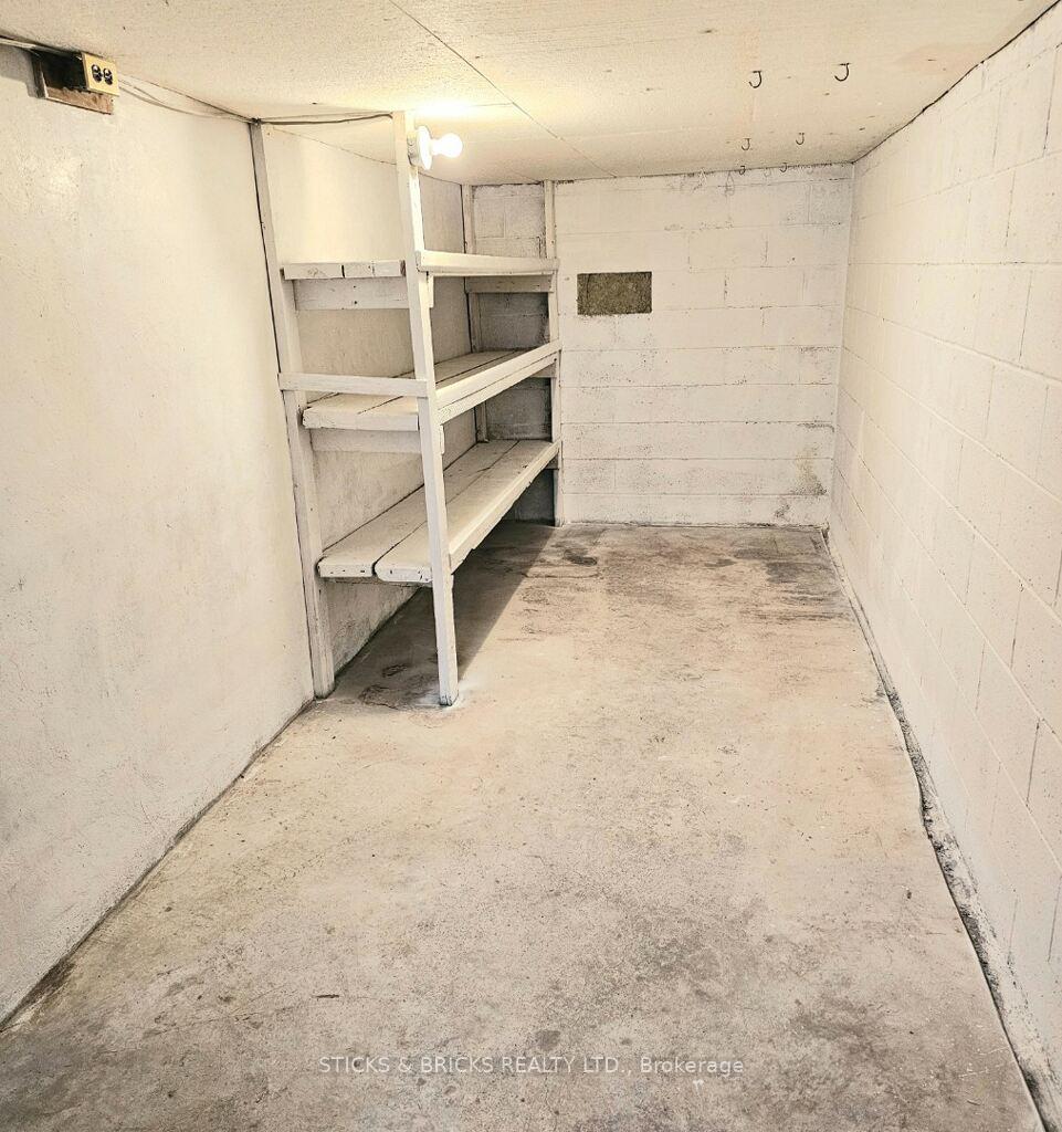 Photo 19 of 5260 Stuart Avenue, Niagara Falls, Cherrywood — HOMEH