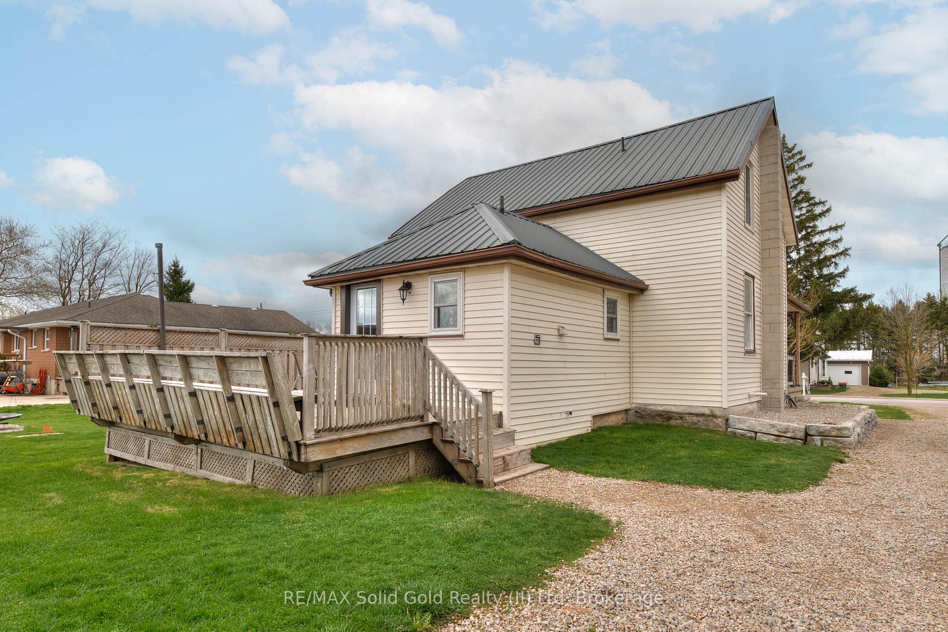 Photo 5 of 4136 83 Line, Perth East, Mornington — HOMEH
