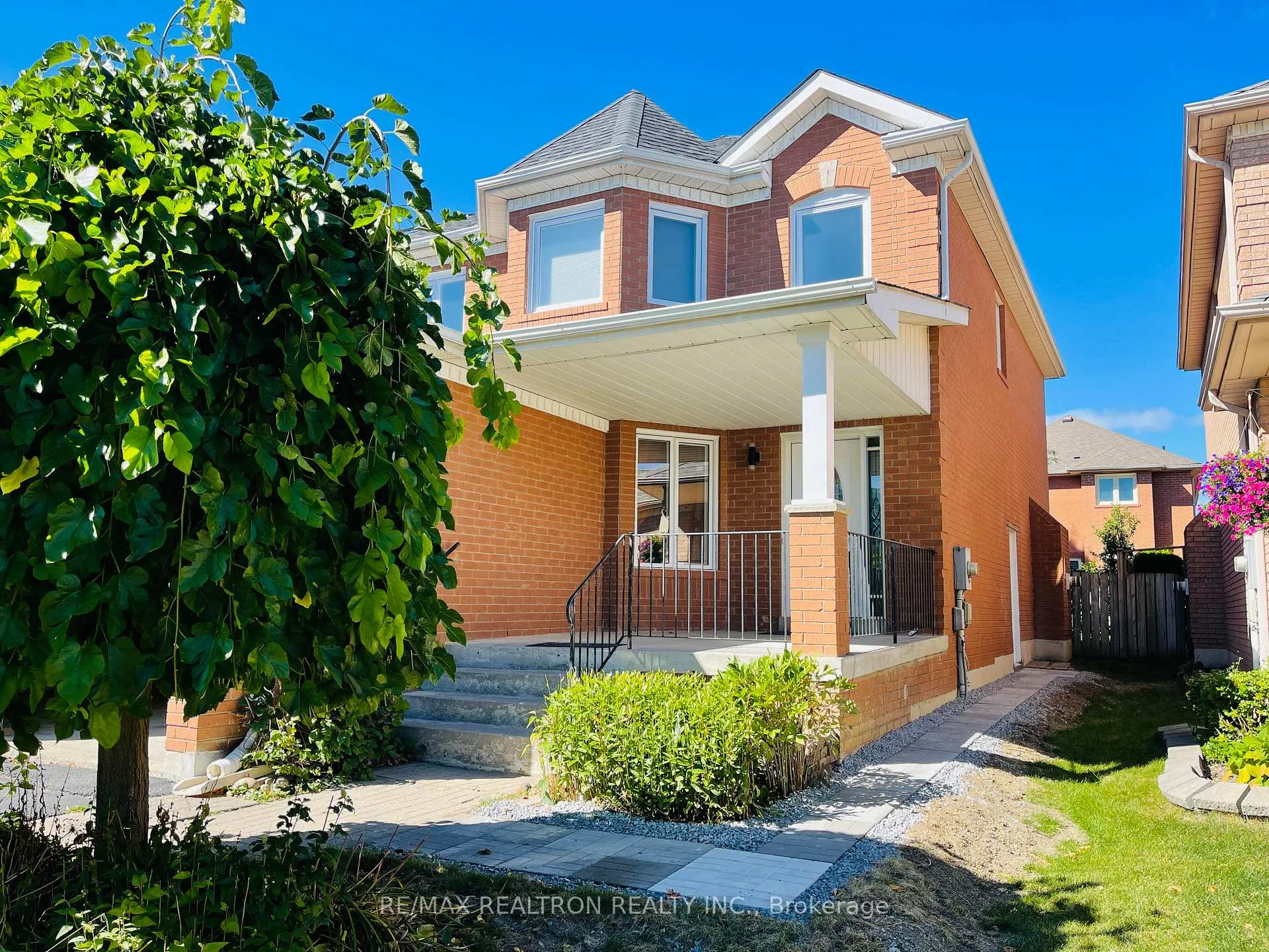 Front of Unit Basment, 137 Bothwell Crescent
