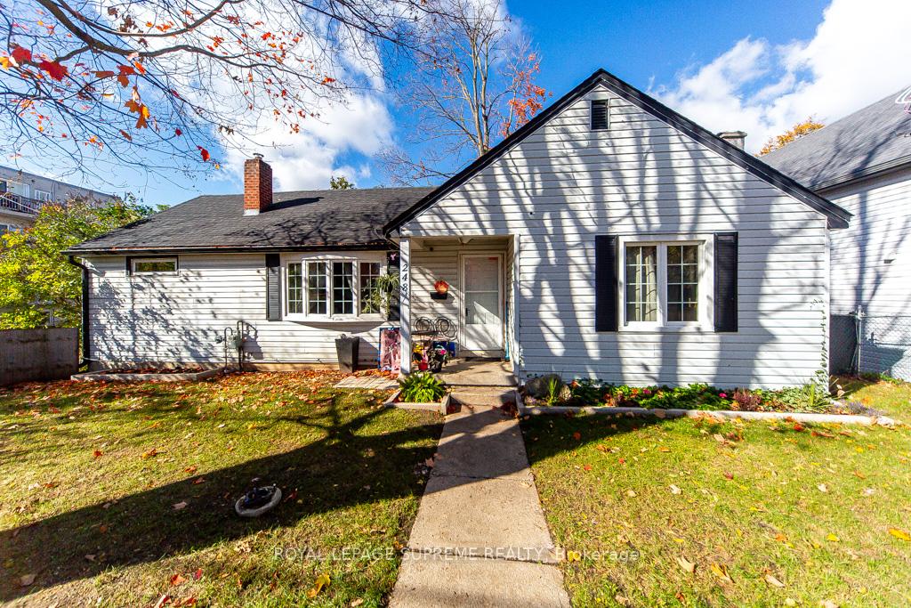 Photo 2 of 248 Mississaga Street W, Orillia — HOMEH