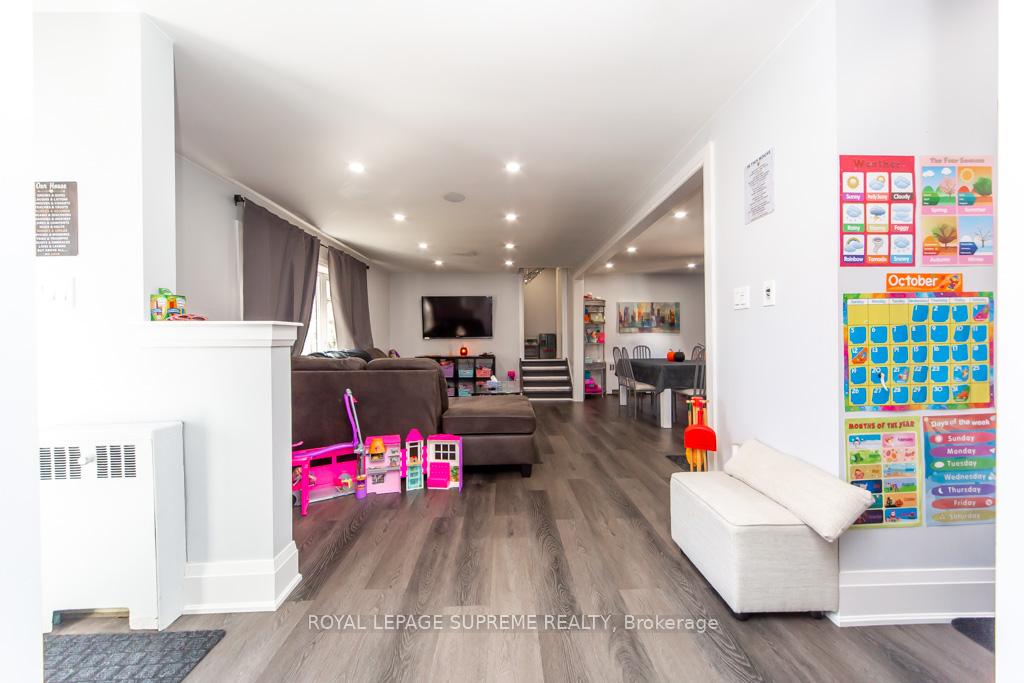 Photo 4 of 248 Mississaga Street W, Orillia — HOMEH