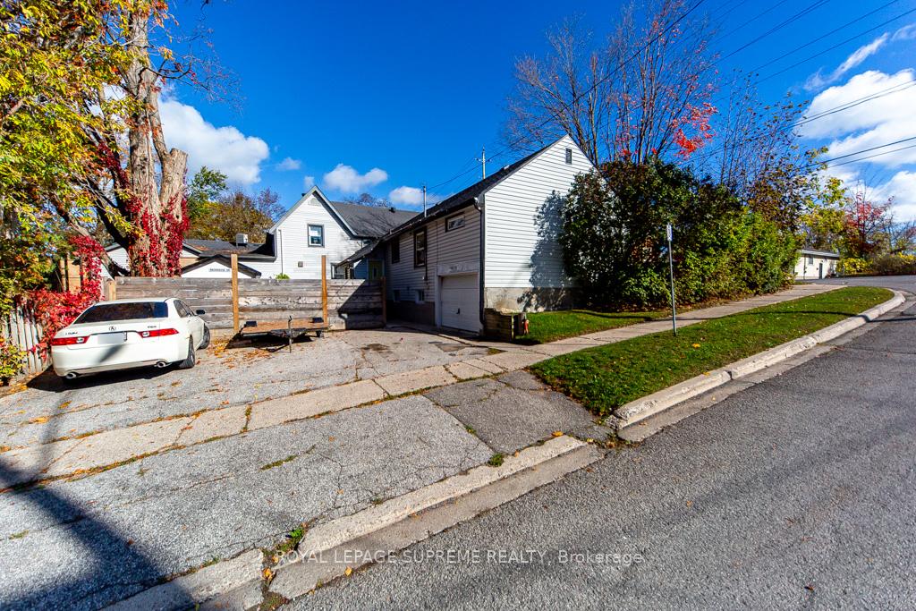 Photo 22 of 248 Mississaga Street W, Orillia — HOMEH