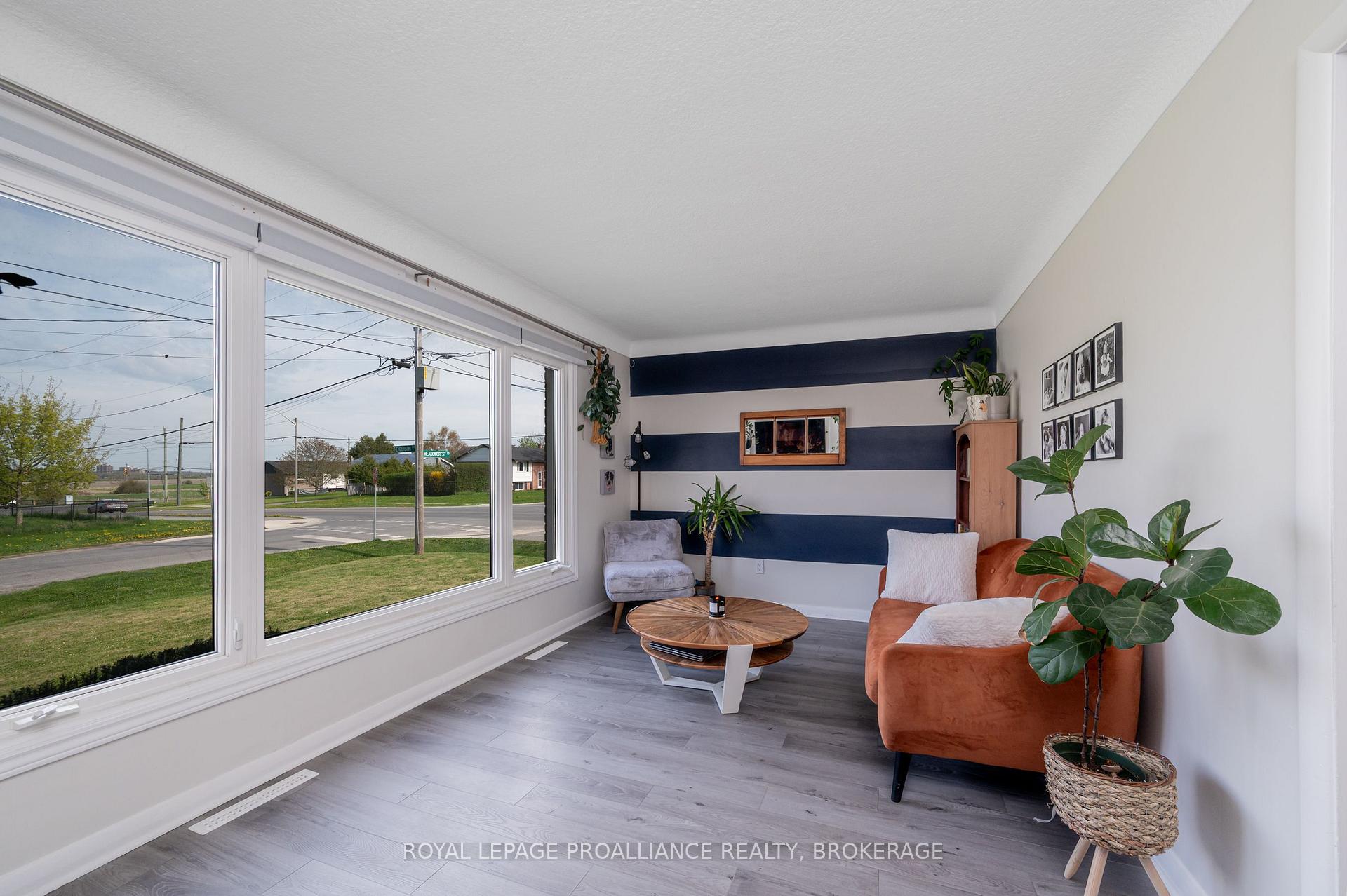 Photo 6 of 343 Meadowcrest Road, Kingston, City Southwest — HOMEH