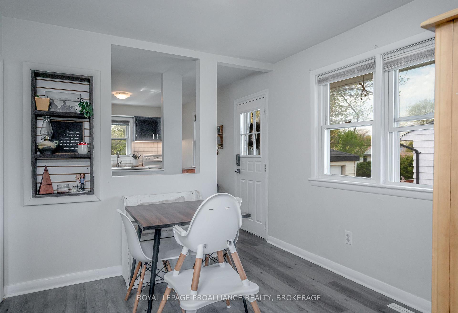 Photo 8 of 343 Meadowcrest Road, Kingston, City Southwest — HOMEH
