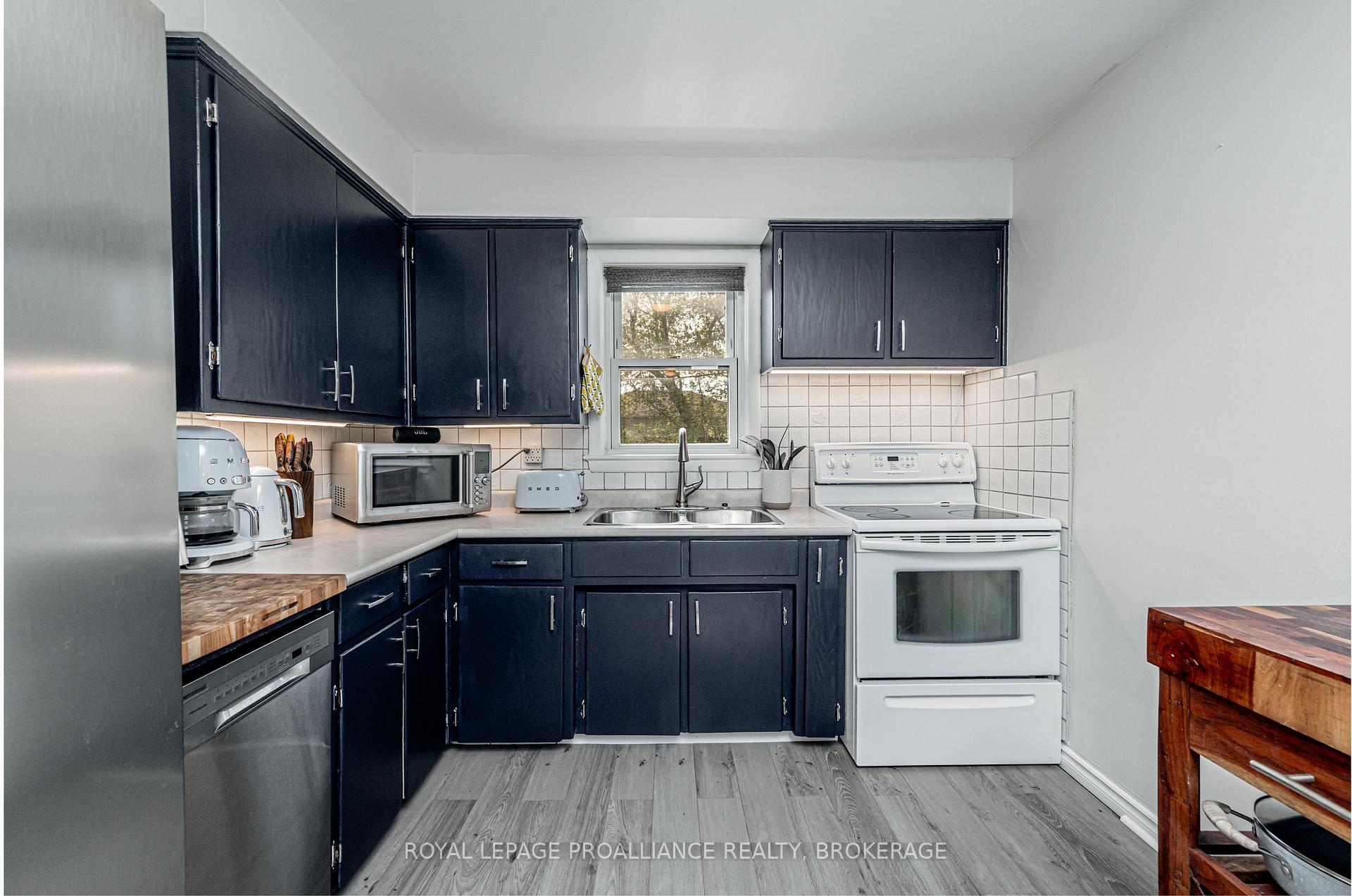 Photo 10 of 343 Meadowcrest Road, Kingston, City Southwest — HOMEH