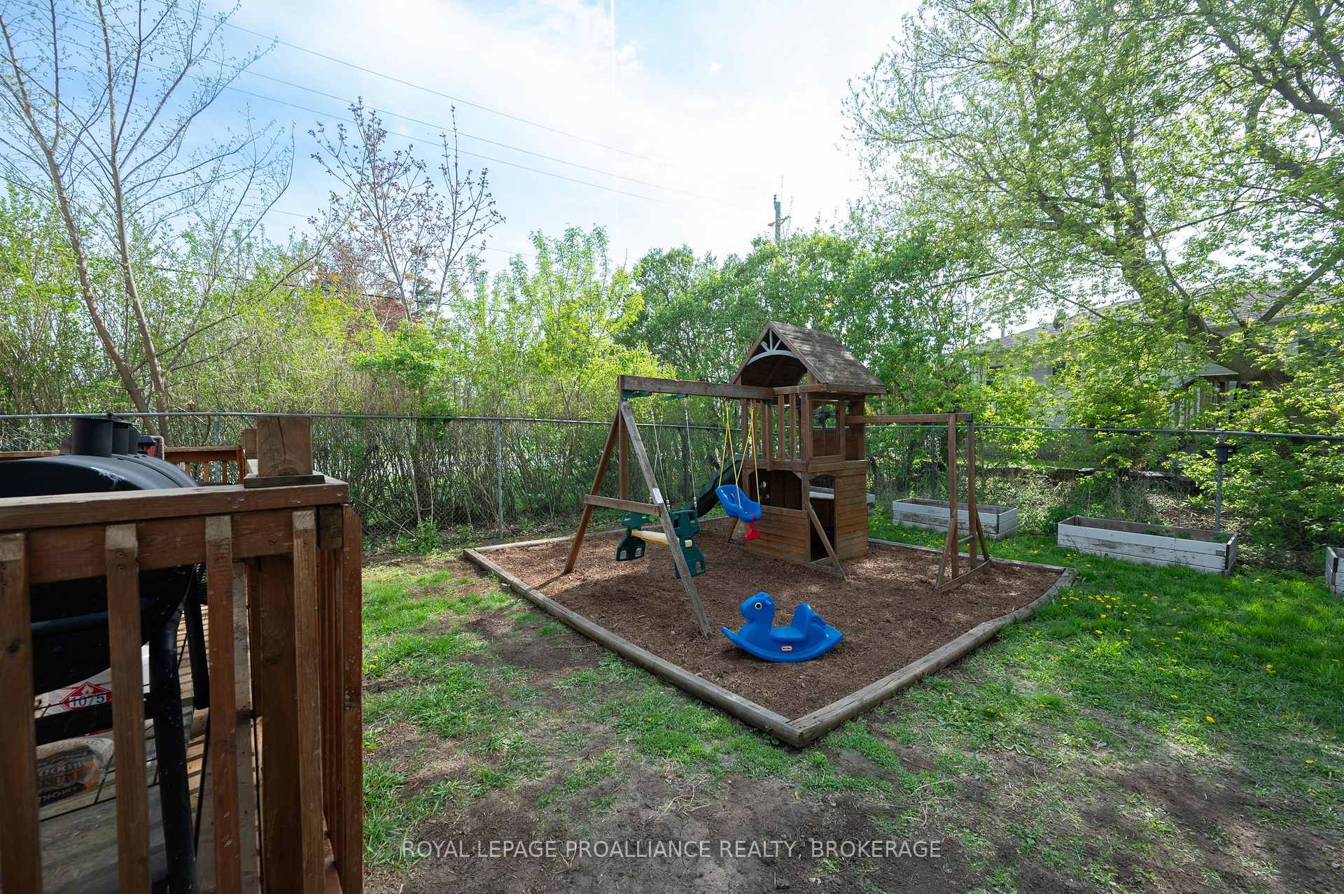 Photo 24 of 343 Meadowcrest Road, Kingston, City Southwest — HOMEH