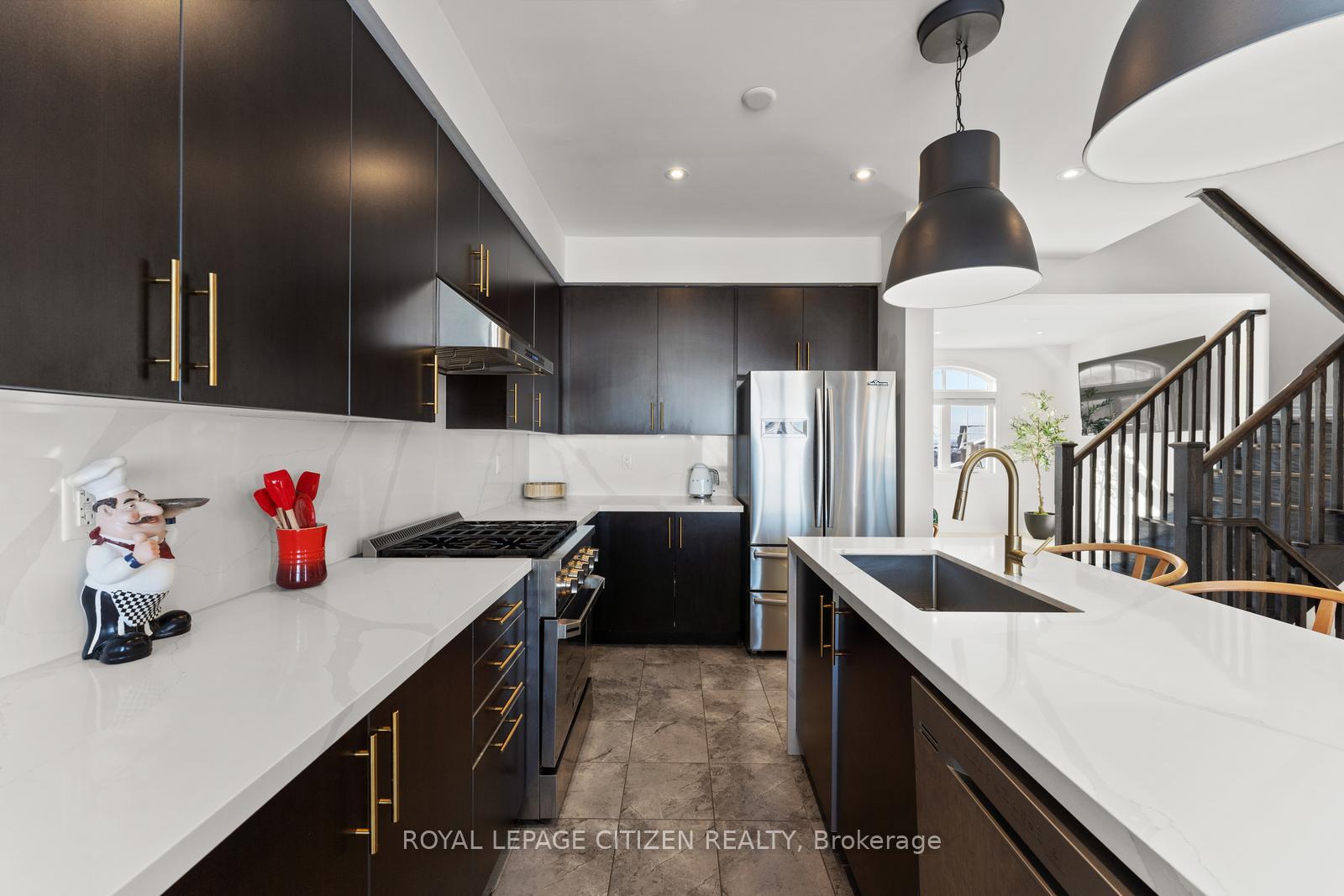 Photo 9 of 10 Janes Crescent, New Tecumseth, Rural New Tecumseth — HOMEH