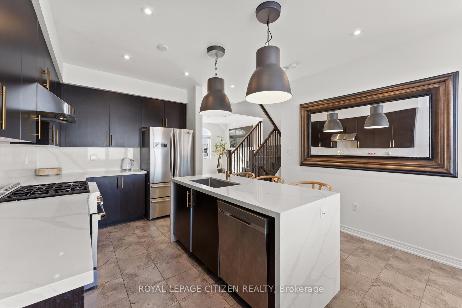 Photo 10 of 10 Janes Crescent, New Tecumseth, Rural New Tecumseth — HOMEH