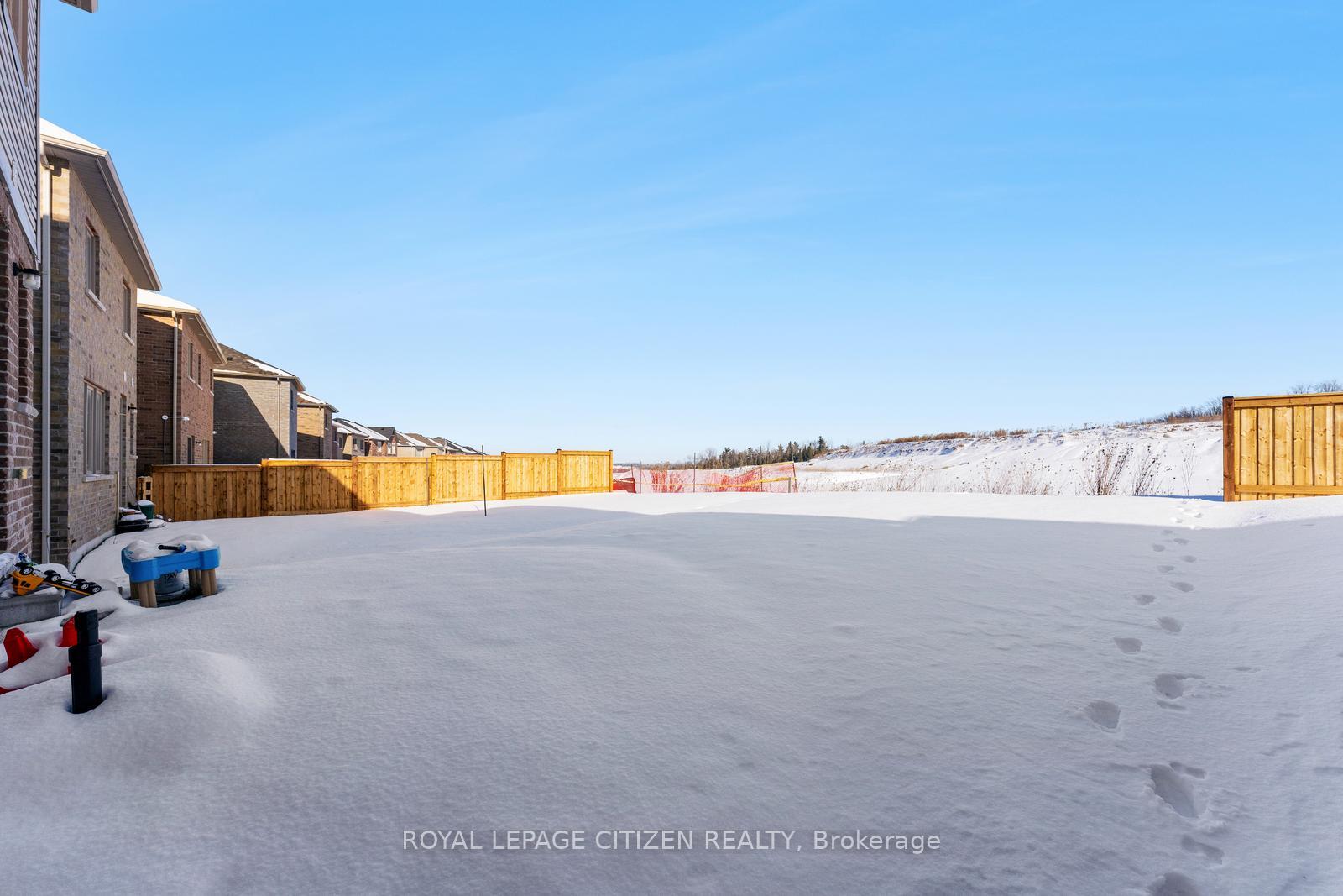 Photo 37 of 10 Janes Crescent, New Tecumseth, Rural New Tecumseth — HOMEH