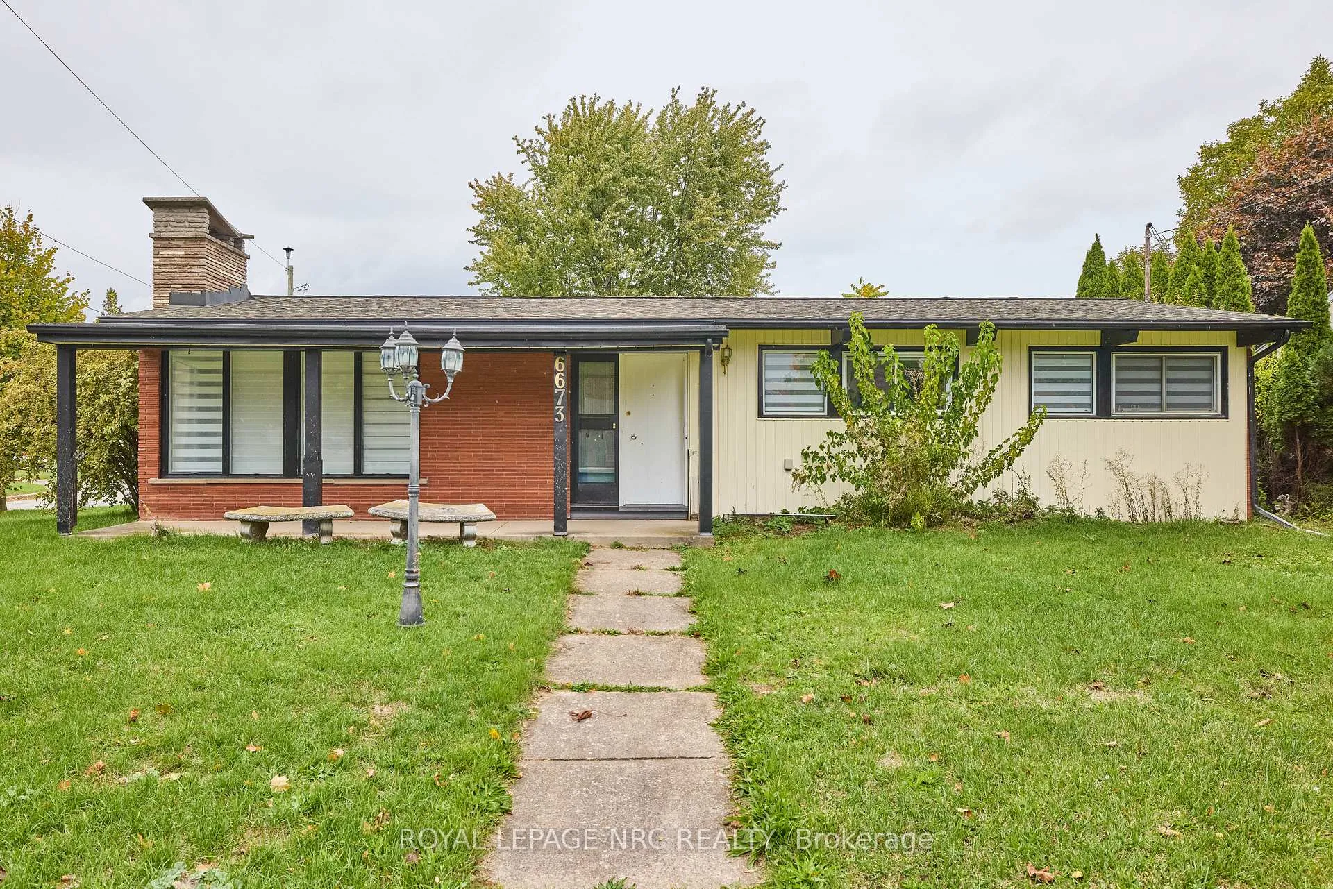 Front of 6673 Huggins Street
