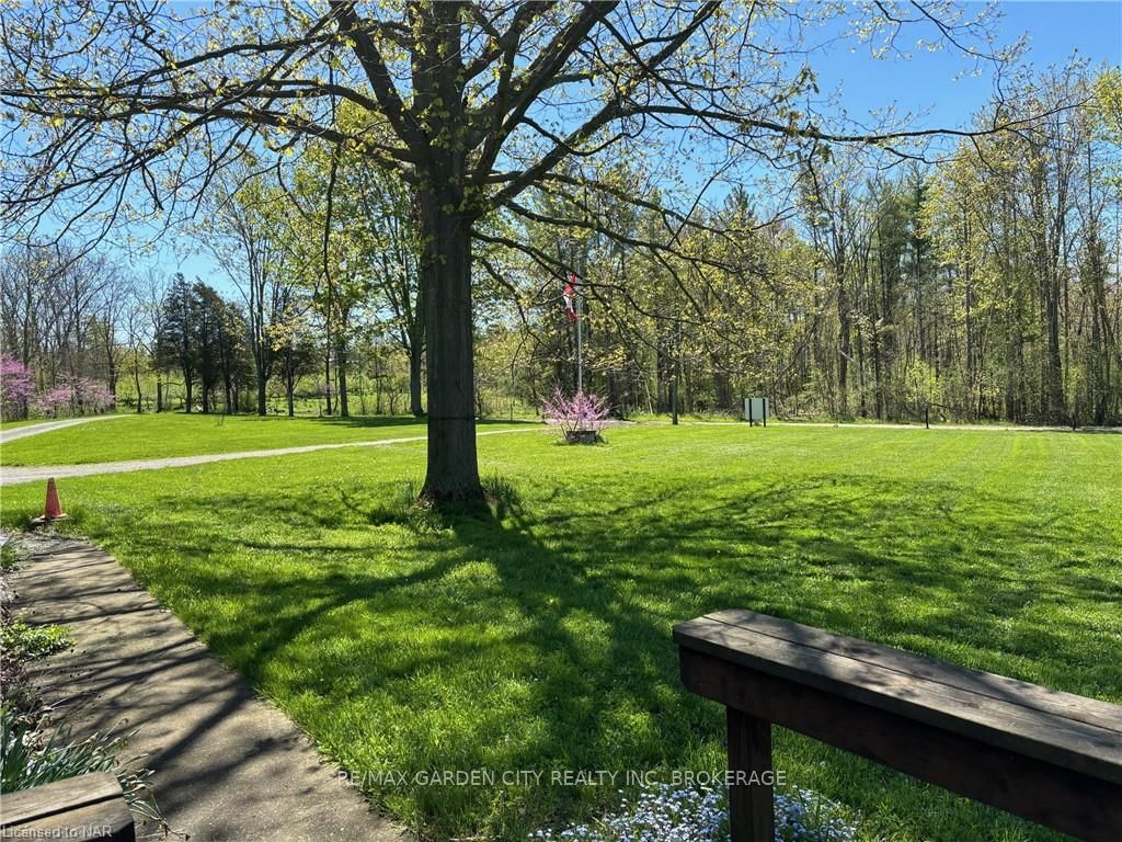 Photo 3 of 105 Orchard Hill Road, Pelham, North Pelham — HOMEH