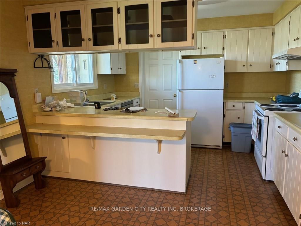 Photo 6 of 105 Orchard Hill Road, Pelham, North Pelham — HOMEH