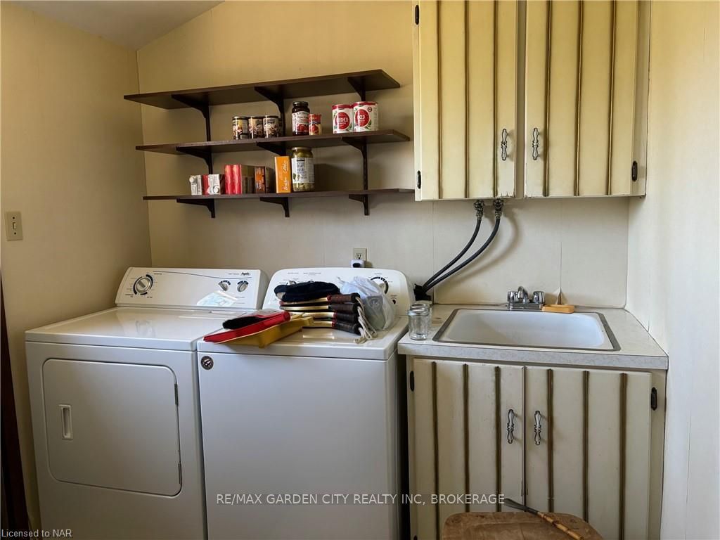 Photo 9 of 105 Orchard Hill Road, Pelham, North Pelham — HOMEH