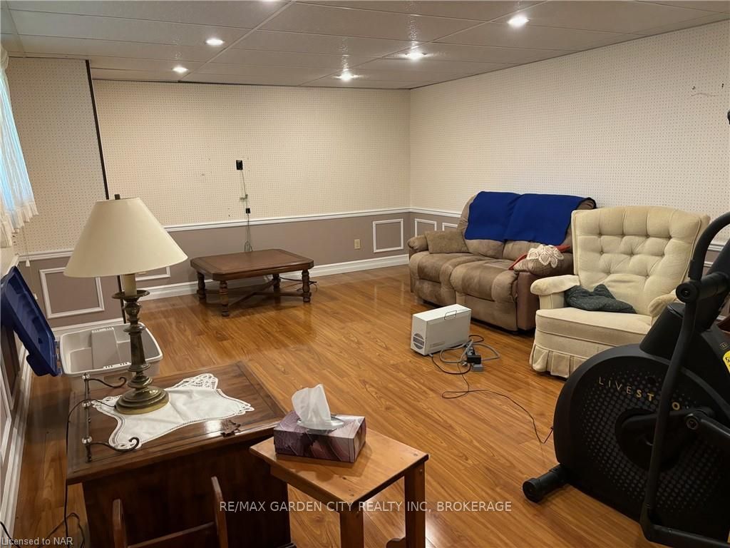 Photo 16 of 105 Orchard Hill Road, Pelham, North Pelham — HOMEH