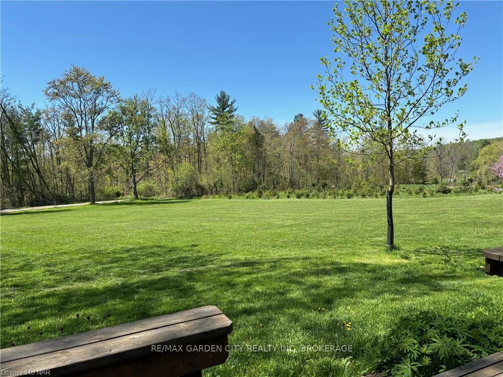 Photo 19 of 105 Orchard Hill Road, Pelham, North Pelham — HOMEH