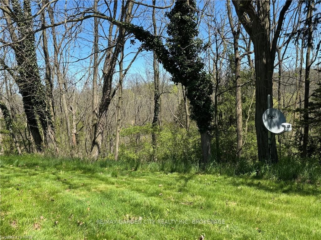 Photo 22 of 105 Orchard Hill Road, Pelham, North Pelham — HOMEH