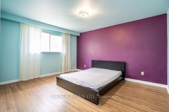 Photo 14 of 22 St Andres Court, Markham, Thornhill — HOMEH