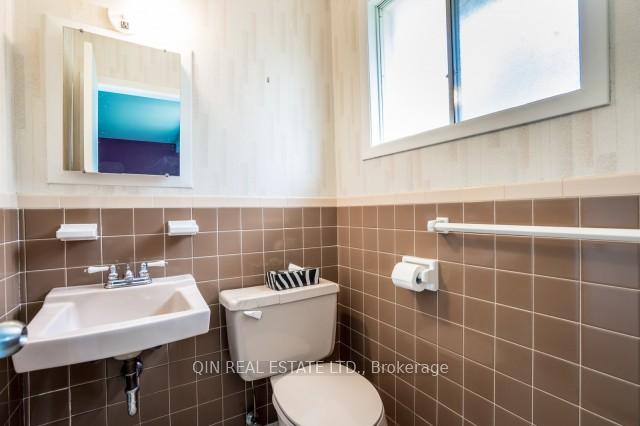 Photo 16 of 22 St Andres Court, Markham, Thornhill — HOMEH