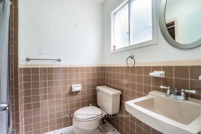 Photo 21 of 22 St Andres Court, Markham, Thornhill — HOMEH