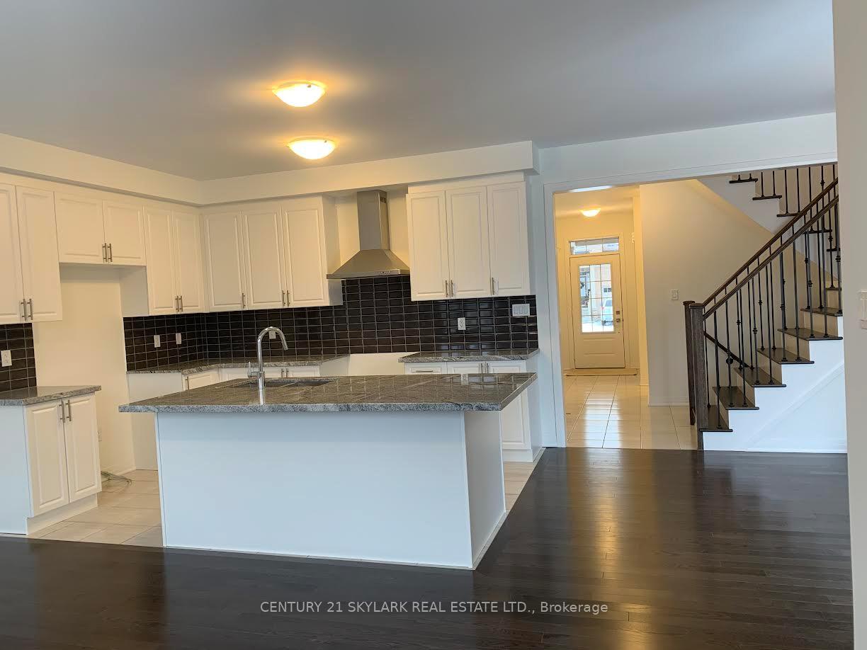 Photo 2 of 36 Casserley Crescent, New Tecumseth, Tottenham — HOMEH