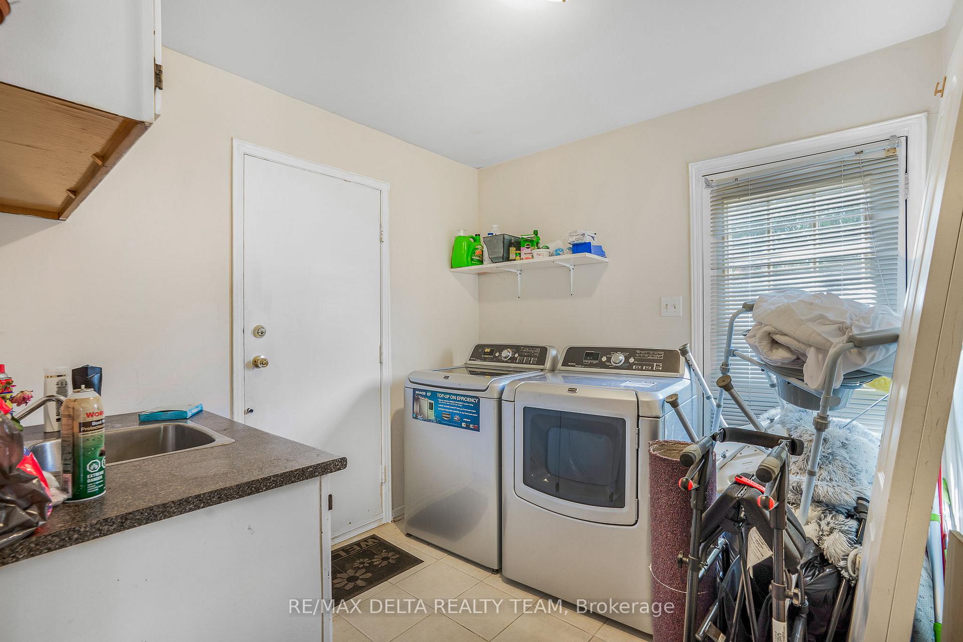 Photo 13 of 6321 Fortune Drive, Ottawa, Convent Glen North — HOMEH
