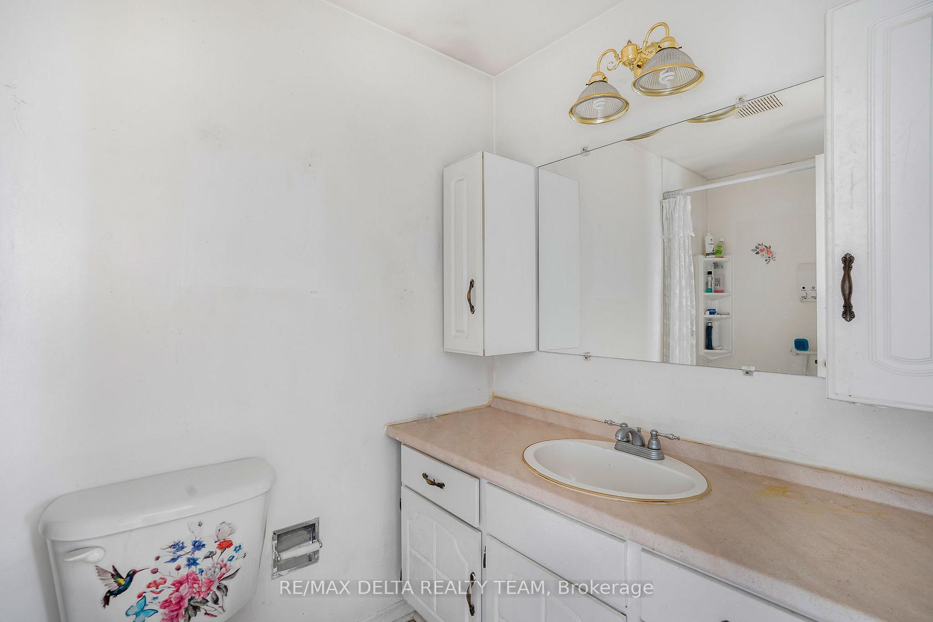 Photo 16 of 6321 Fortune Drive, Ottawa, Convent Glen North — HOMEH